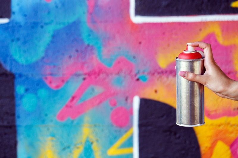 Unsere 5 besten Graffiti-Künstlerinnen, denen Sie folgen sollten.