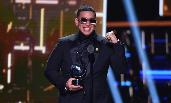Descubre las mejores canciones de Daddy Yankee, que se retira de la industria.