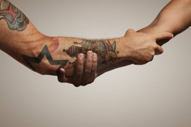 American traditional tattoos: their origins and great designs.