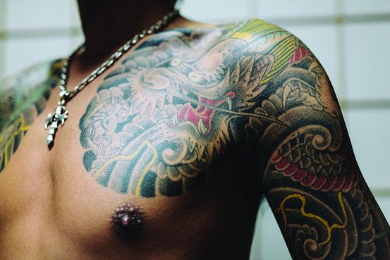 25 Amazing Yakuza Tattoo Designs With Meanings - Body Art Guru | Japanese  sleeve tattoos, Japanese tattoo, Sleeve tattoos