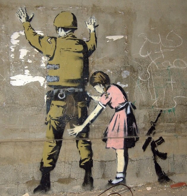 Stop and Search: Banksy's Straßenkunstwerk.