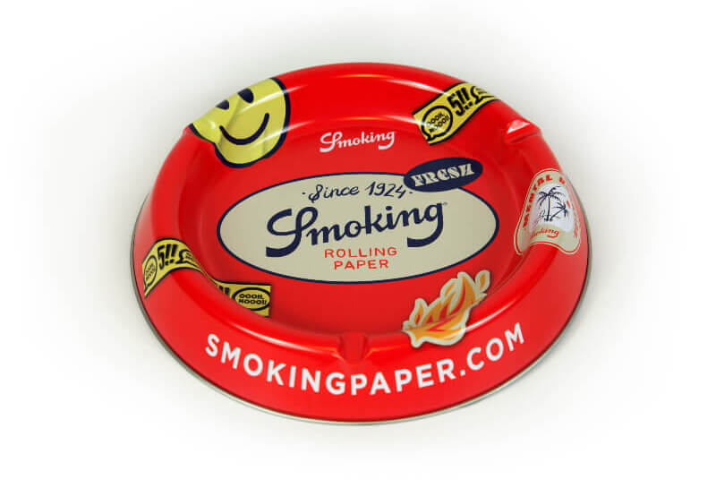 Smoking® Paper cool ashtrays: Labels ashtray, so vintage.