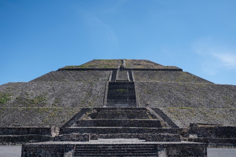 Entdecken Sie die antiken Ruinen von Mexikanische Pyramiden Teotihuacan