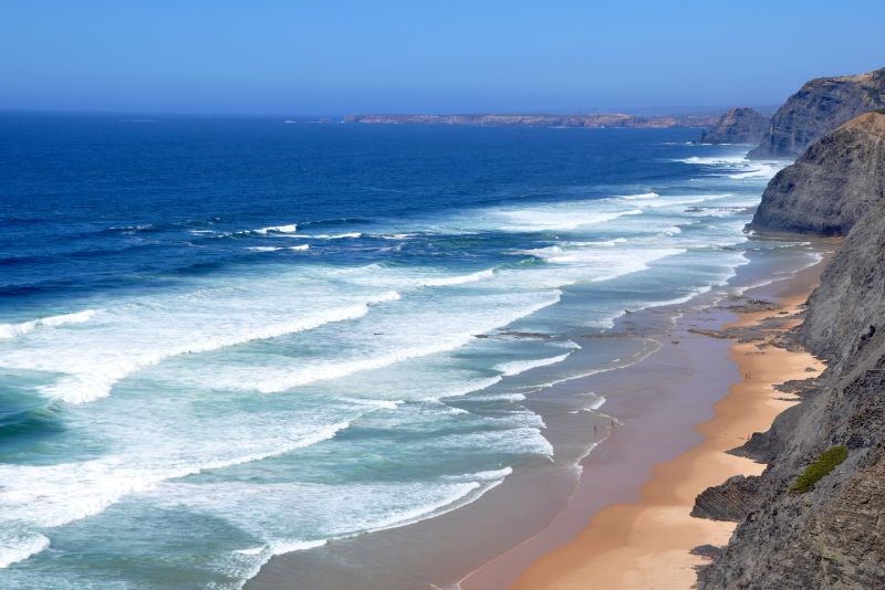 Melhores praias para surfar em Portugal