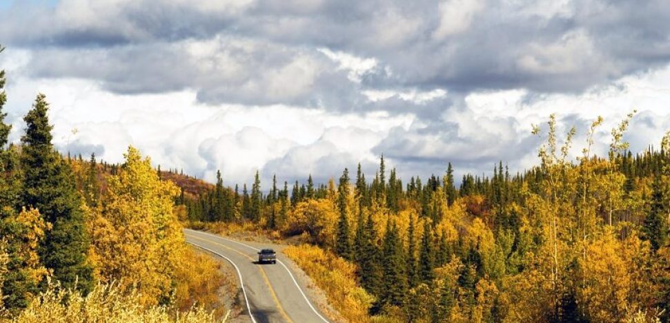 Die besten Orte auf dem Alaska Highway zu besuchen.