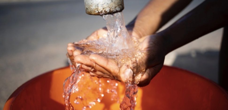 Descubra estas ideias para economizar água em casa.