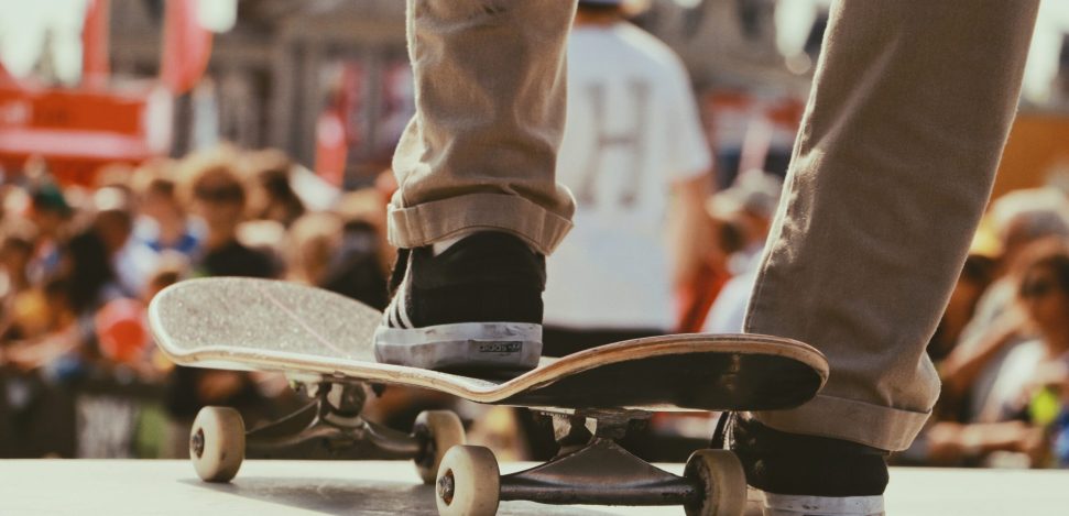 Skateboarding tricks for beginners: the best tips and how to practice them.
