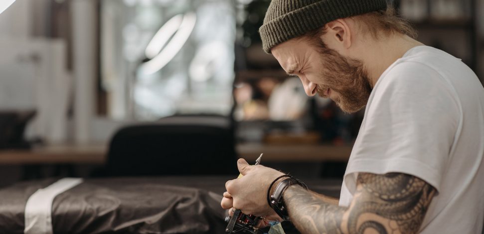 Tatuajes con Tinta Blanca, te contamos todo lo que necesitas saber.